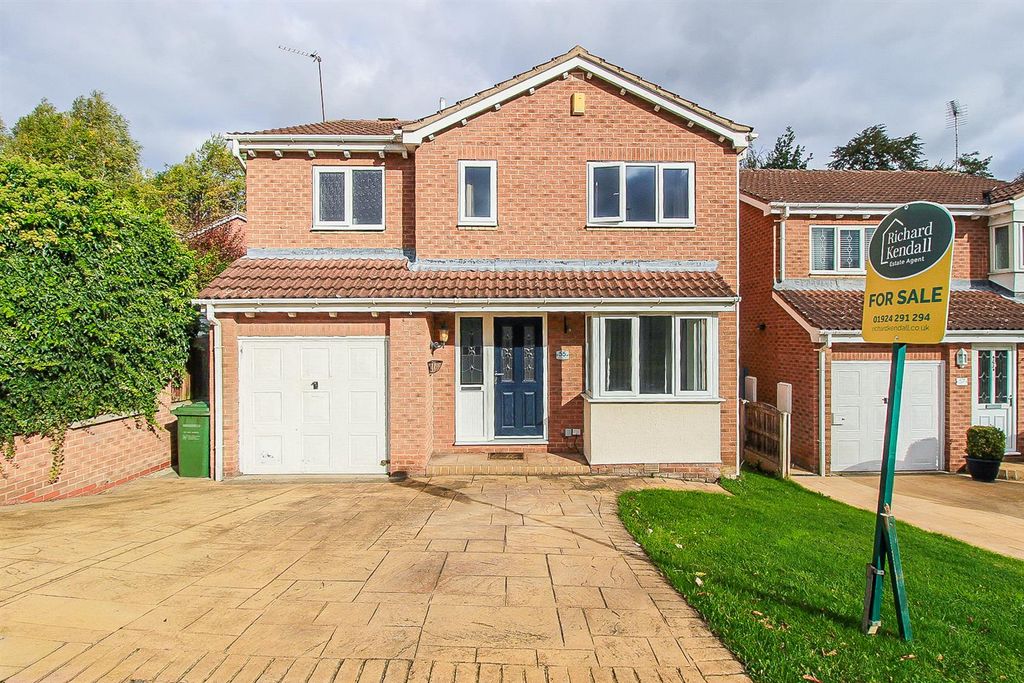 Property photo 1 of 11