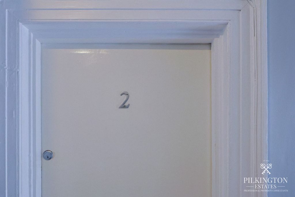 Property photo 2 of 13 5035001