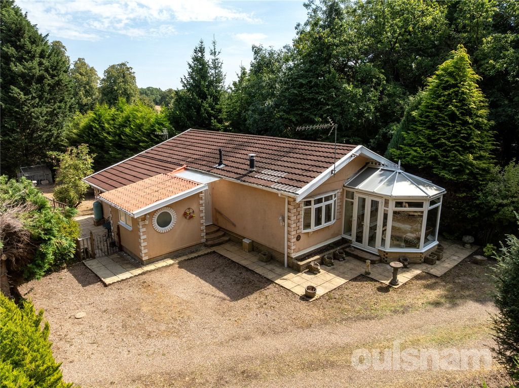 Property photo 1 of 29 Picture No. 32