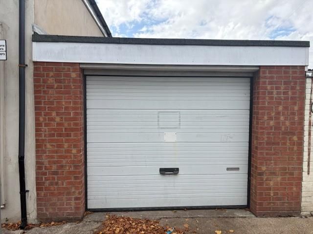 Property photo 2 of 12 Garage 1.Jpg