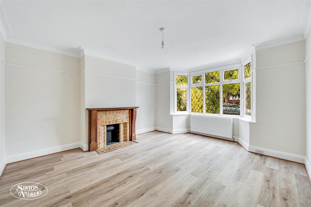 Property photo 2 of 12 85 Boston Gardens-2.Jpg