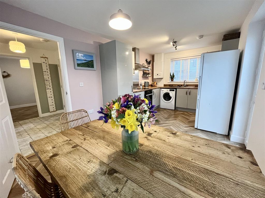 Property photo 2 of 17 Img_4552.Jpeg