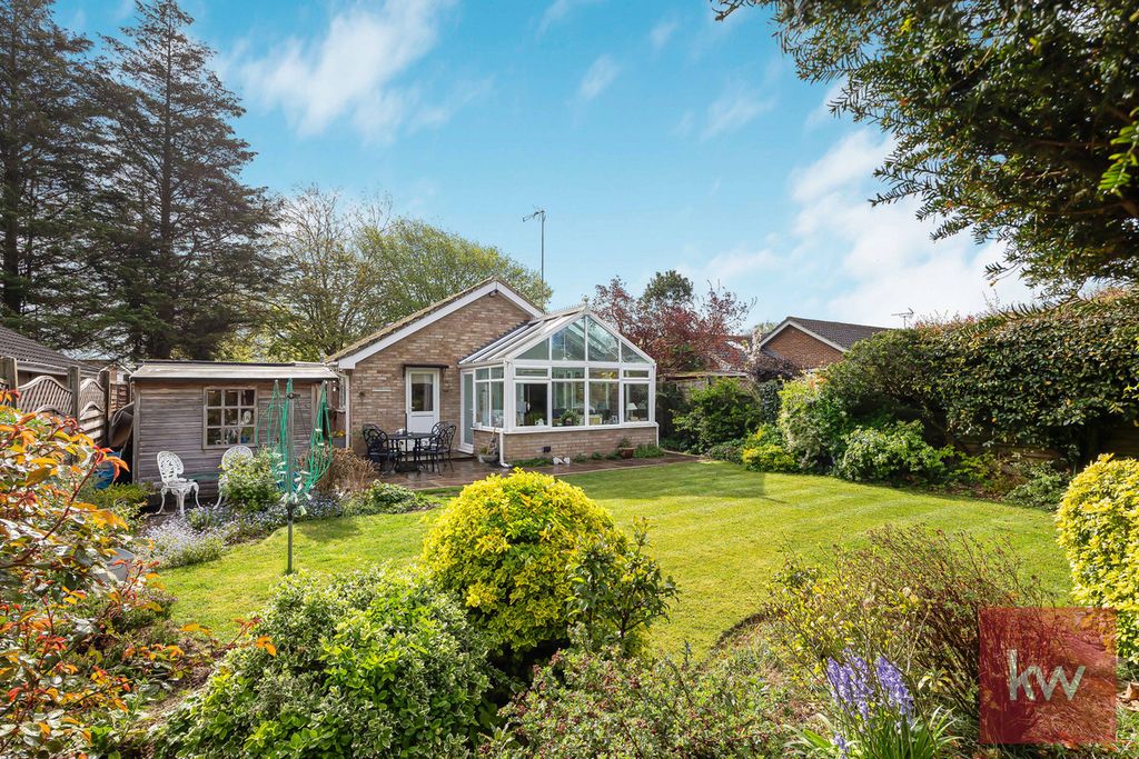 Property photo 2 of 24