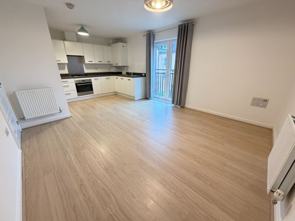 Property photo 2 of 11 4885061