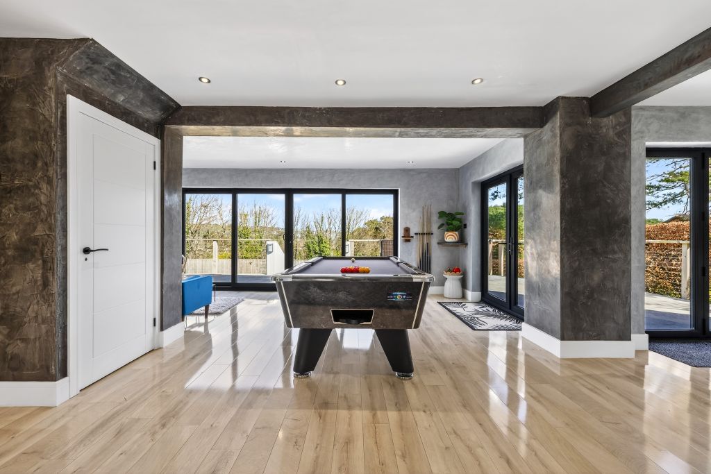 Property photo 3 of 30