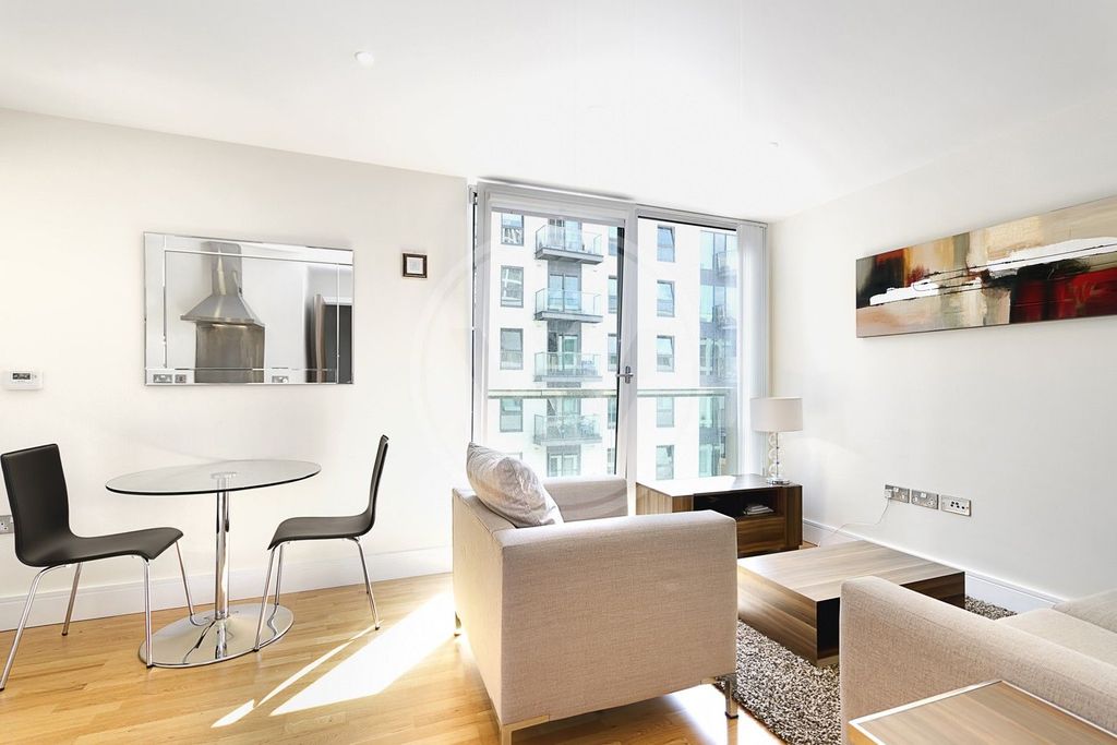 Property photo 1 of 4