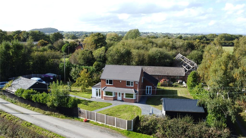 Property photo 1 of 25 Picture No. 03