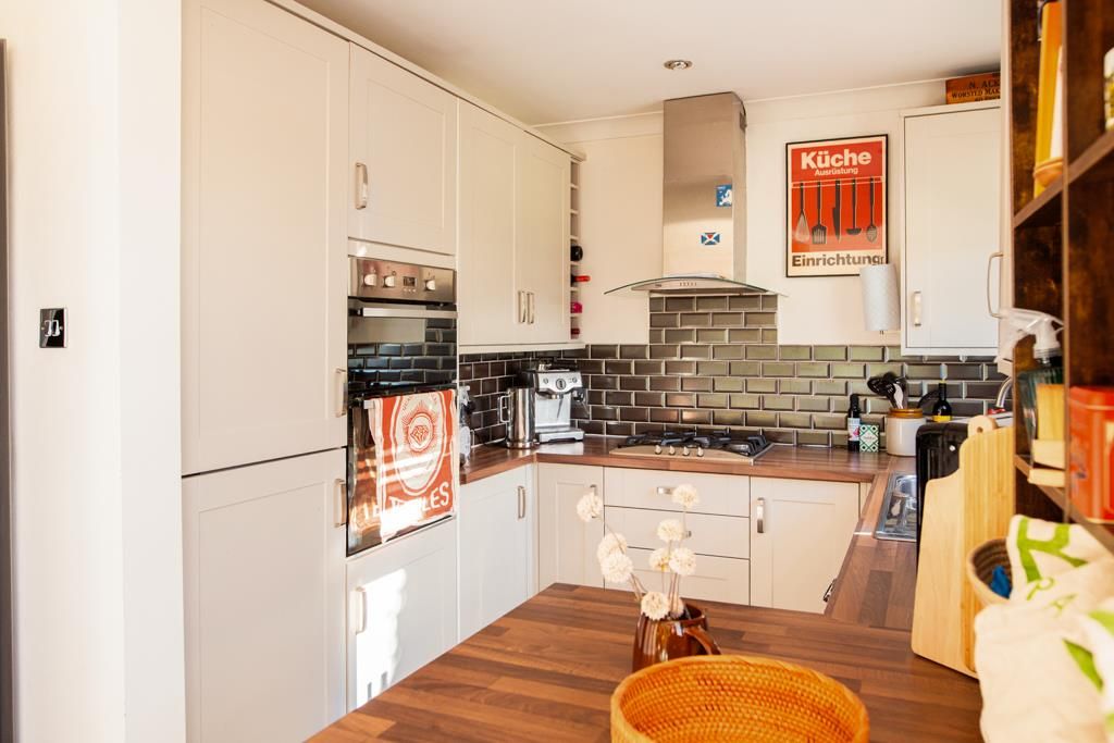 Property photo 2 of 20 Kitchen/Diner