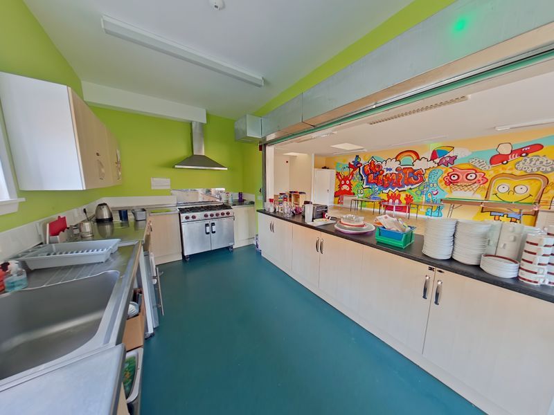 Property photo 2 of 15 Photo 8