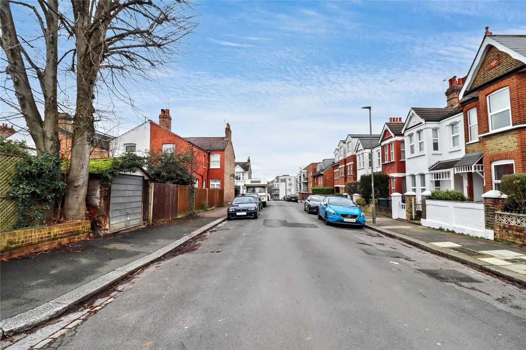 Property photo 3 of 4 Picture No. 02