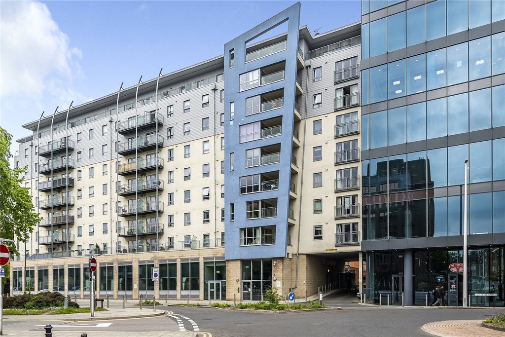 Property photo 3 of 3 Picture No. 03