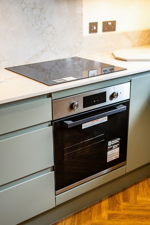 Property photo 3 of 13 1447156-19-69E0d68F20465