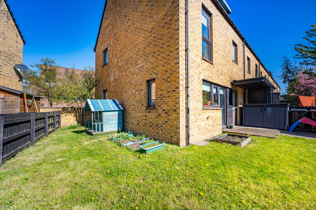 Property photo 2 of 43