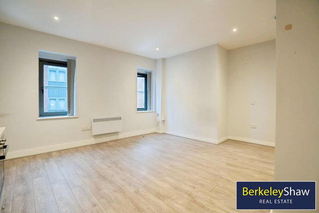 Property photo 2 of 13 Open Plan Living