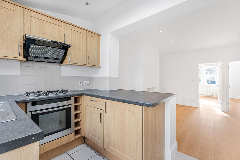 Property photo 2 of 16 Kitchen