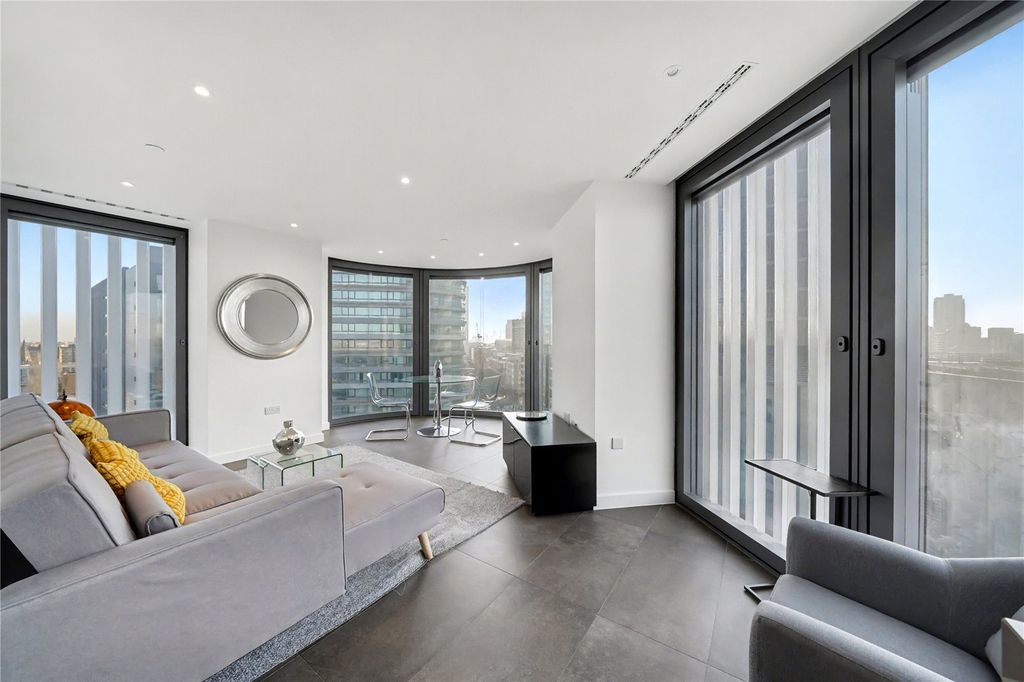 Property photo 1 of 20 Picture No. 13