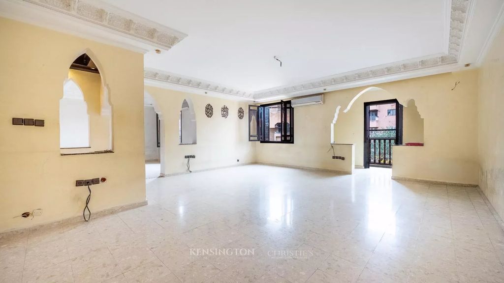 Property photo 2 of 26