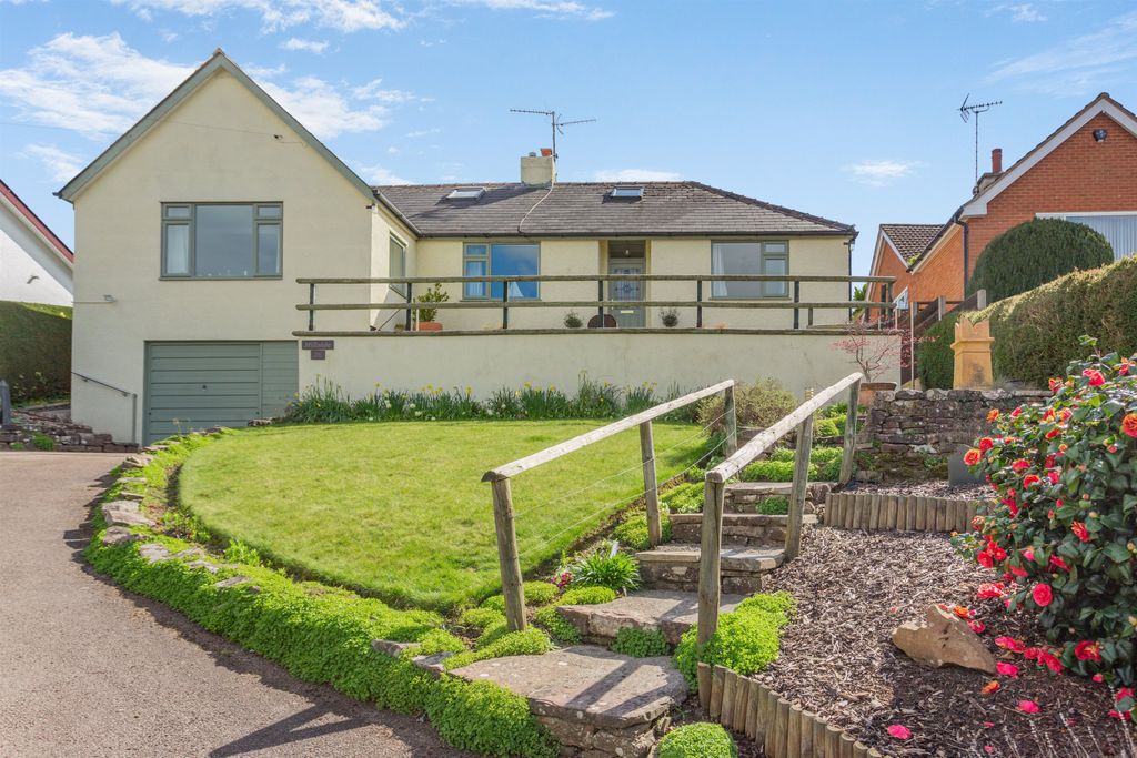 Property photo 1 of 24