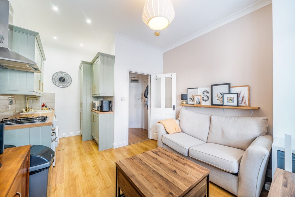 Property photo 3 of 13 1237629 (4)