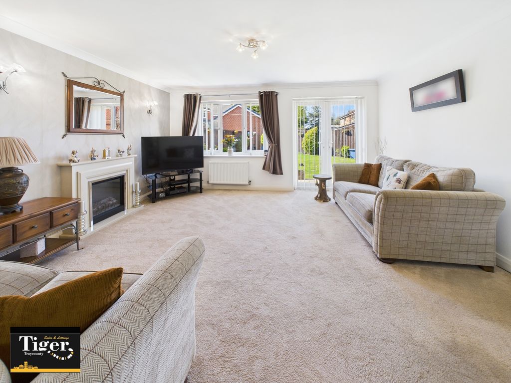 Property photo 3 of 30 Cam02176G0-Pr0538-Still004