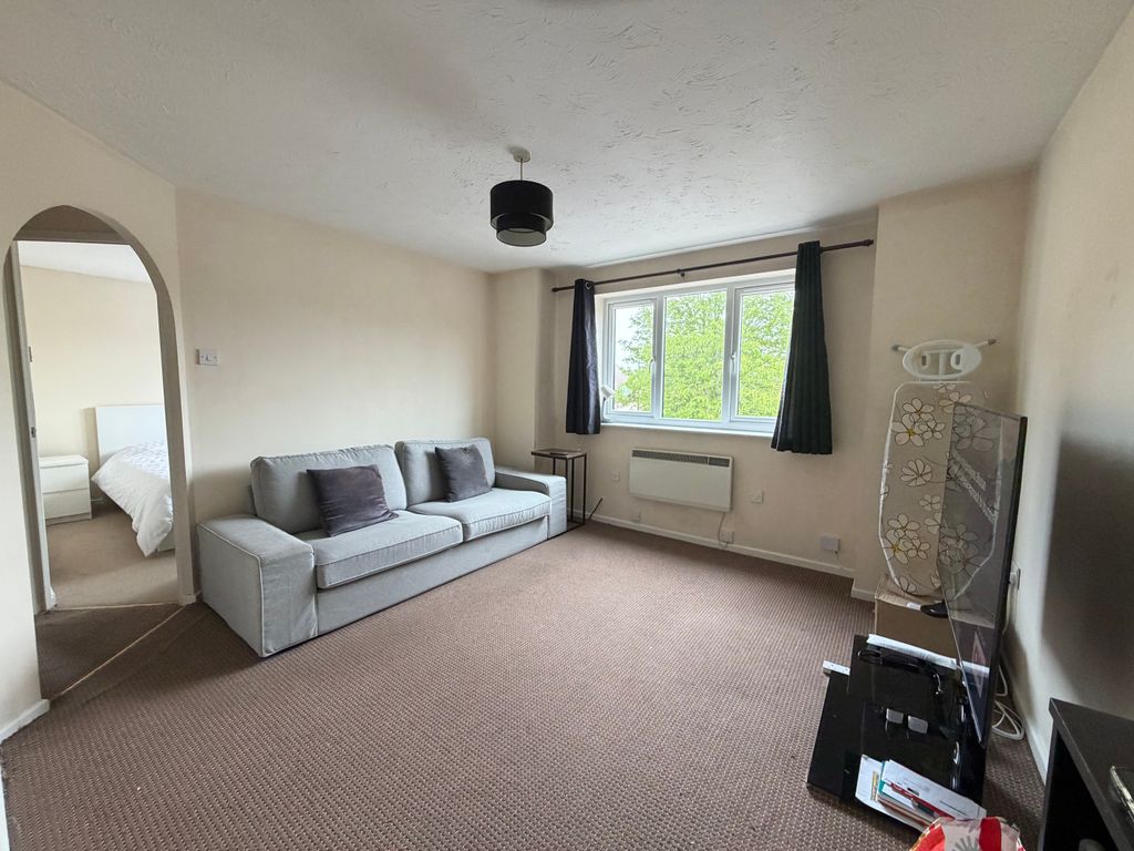 Property photo 2 of 5