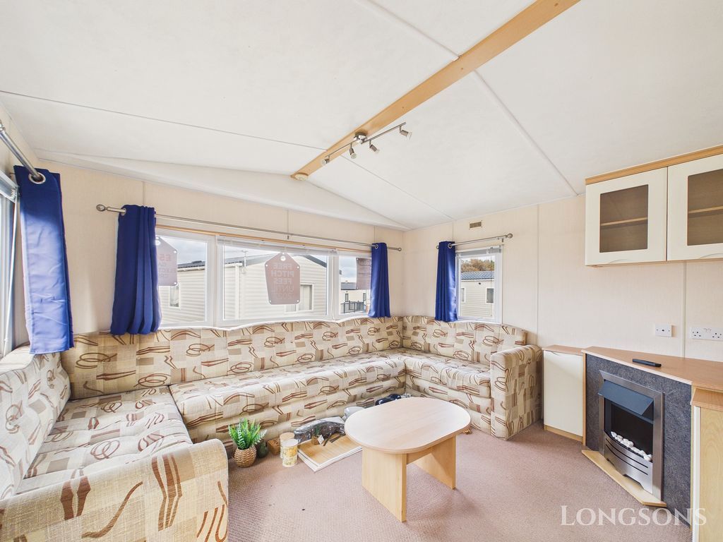 Property photo 2 of 11 Cam02173G0 Pr0354 Still032