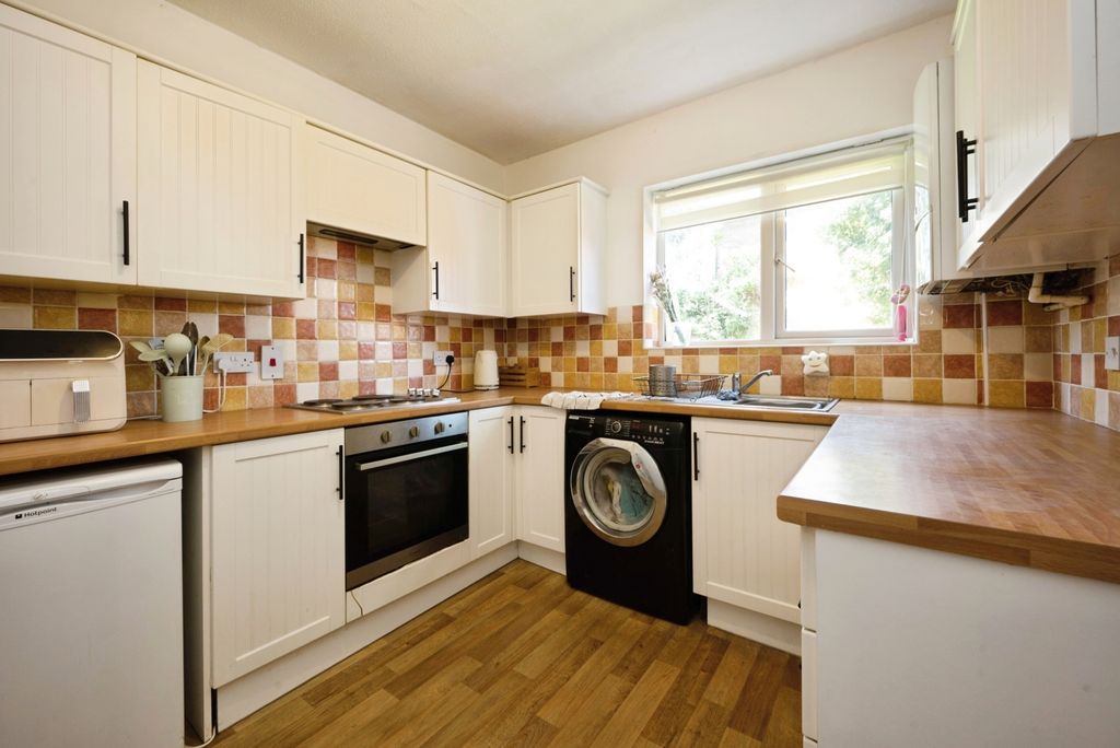Property photo 2 of 20 Pbox-Img.Jpg