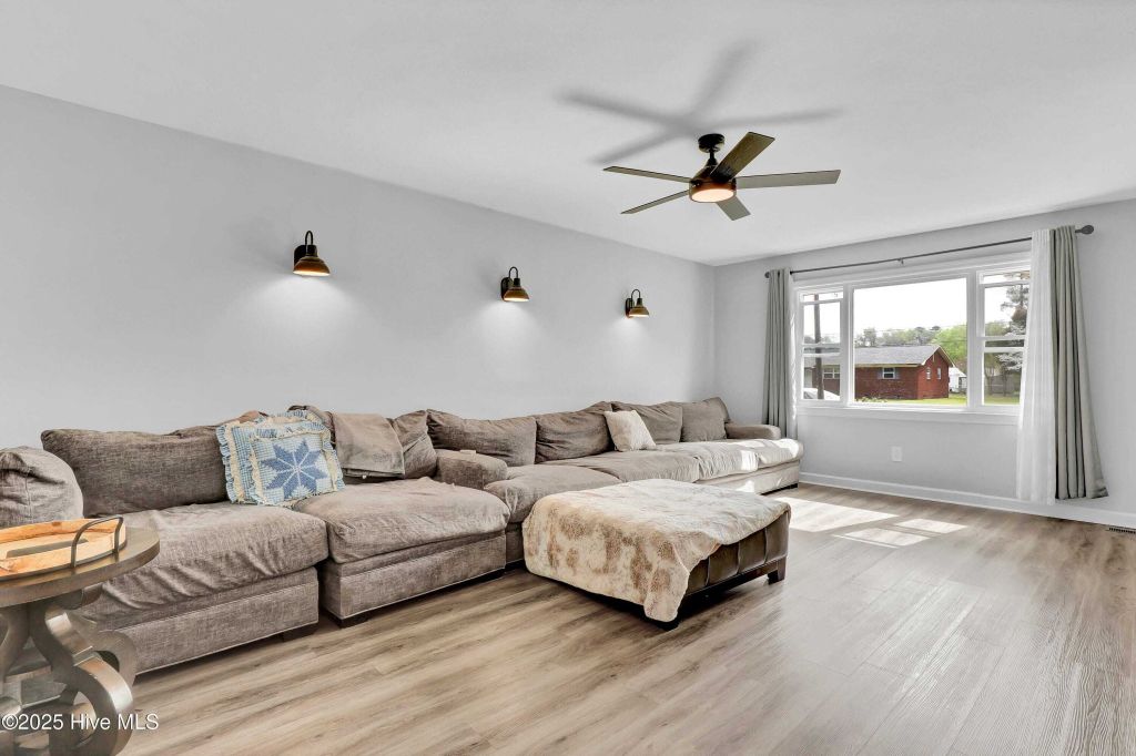 Property photo 3 of 26 <Alttext/>