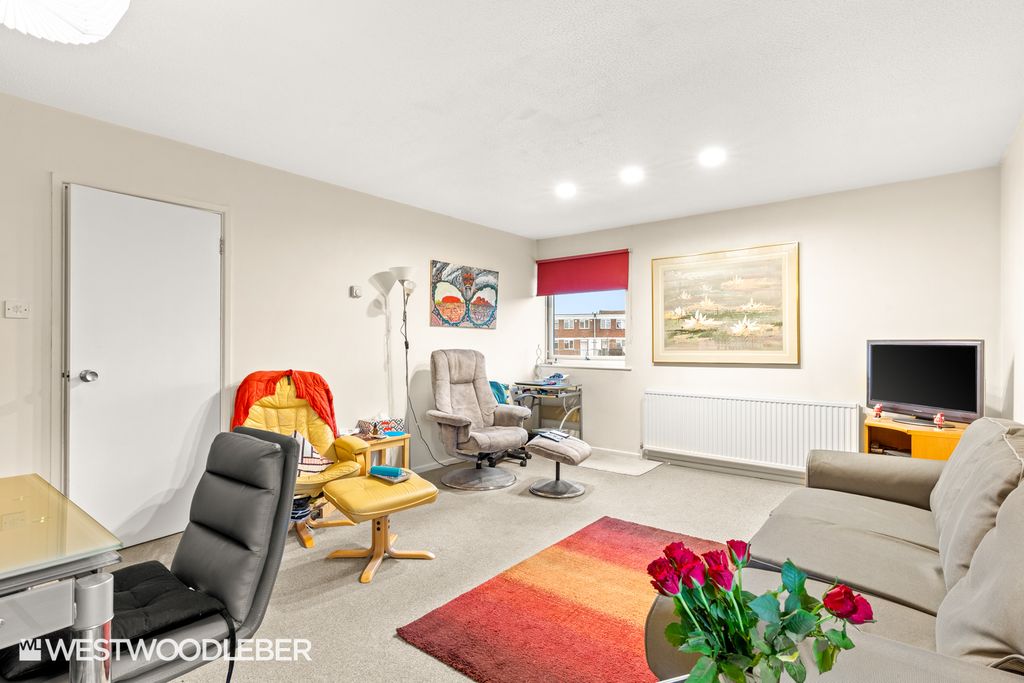 Property photo 2 of 11 Wellsyard_7