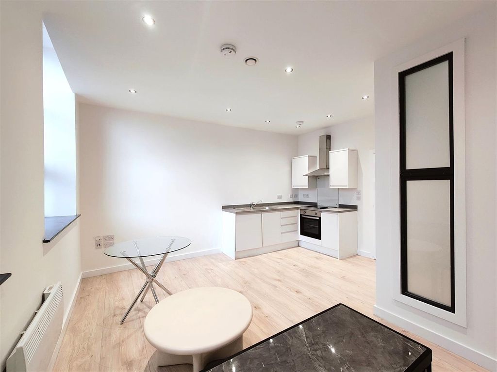 Property photo 2 of 8 Angle Two