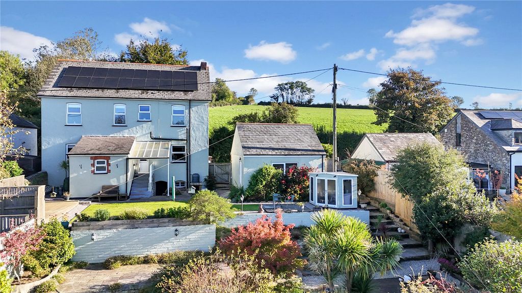 Property photo 2 of 23 Picture No. 14