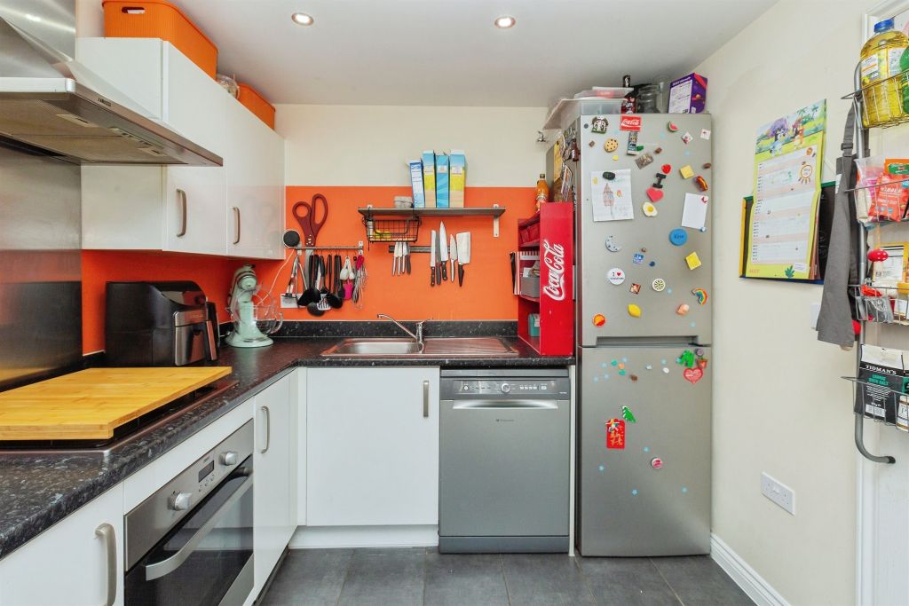 Property photo 2 of 14