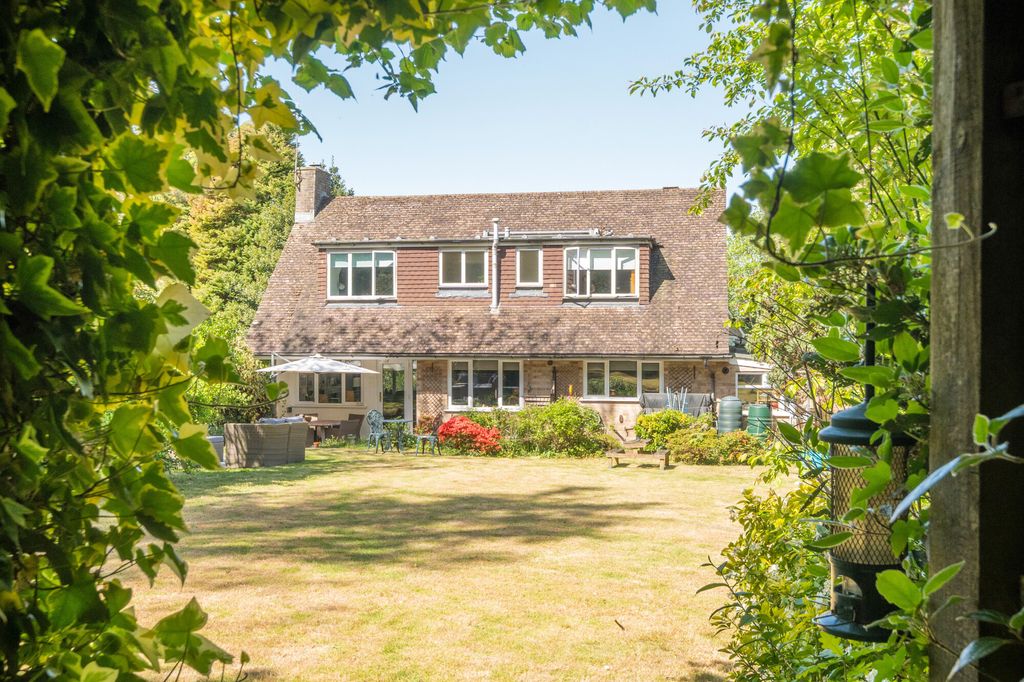 Property photo 2 of 13 2