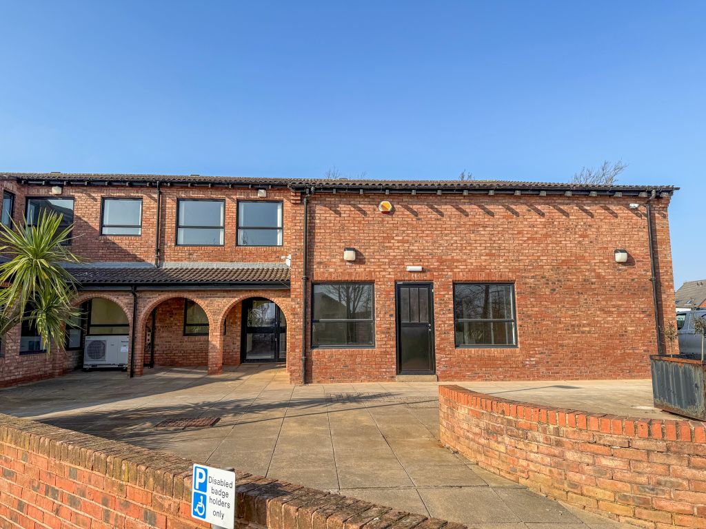 Property photo 2 of 9