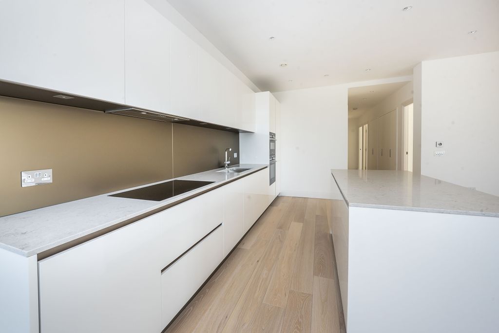 Property photo 2 of 16 78-Camera-House-T...