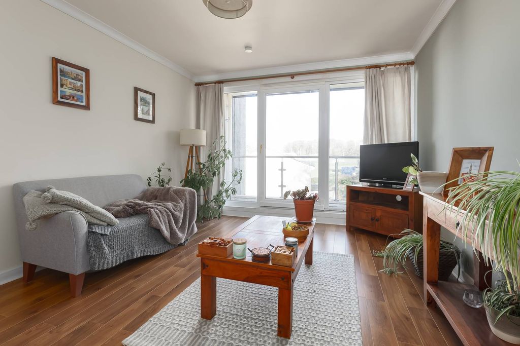 Property photo 2 of 13 Property Image 2