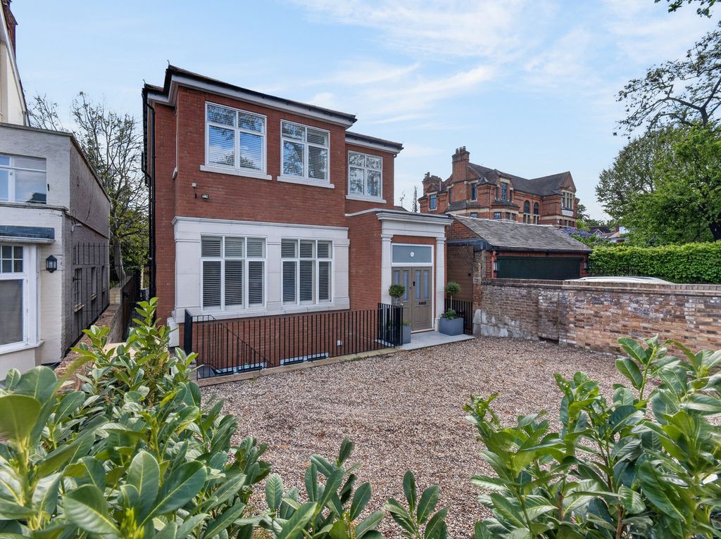 Property photo 1 of 45