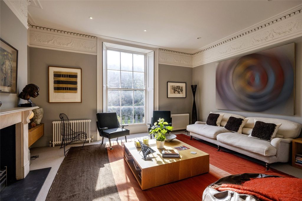 Property photo 2 of 31 Picture No. 39