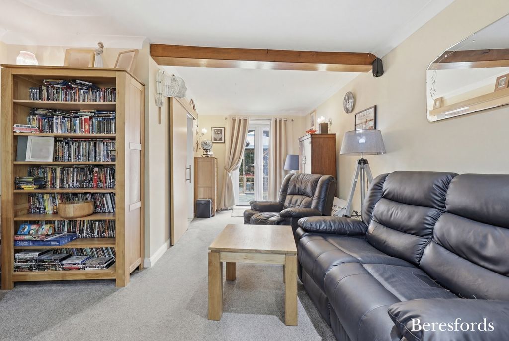 Property photo 2 of 16 Picture No. 05