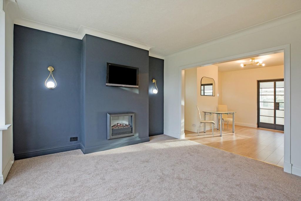 Property photo 3 of 32 Img_2184.Jpg