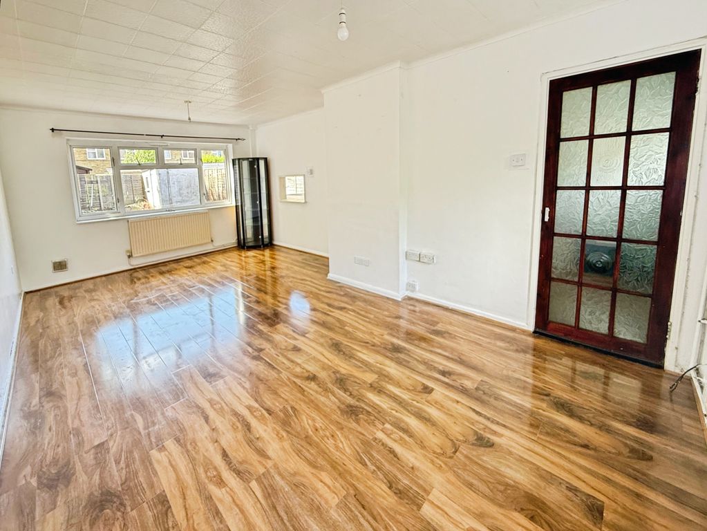 Property photo 2 of 14 Image