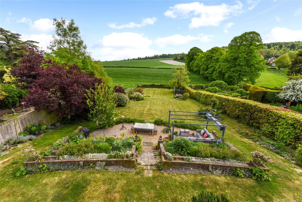 Property photo 2 of 19 Garden &amp; View