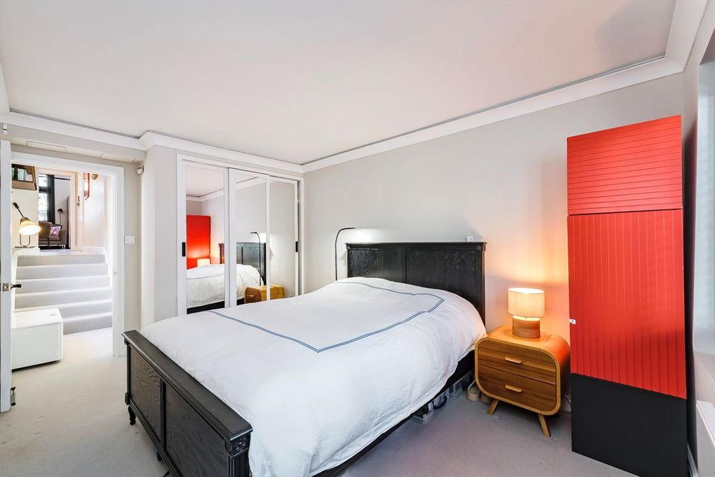 Property photo 3 of 4