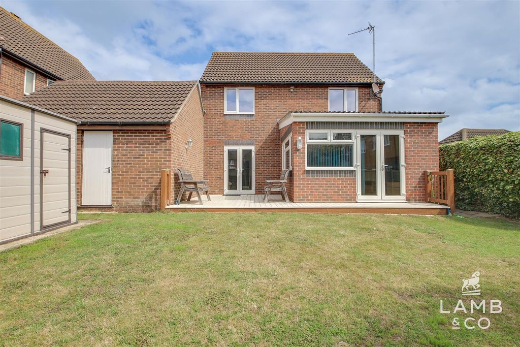 Property photo 3 of 17
