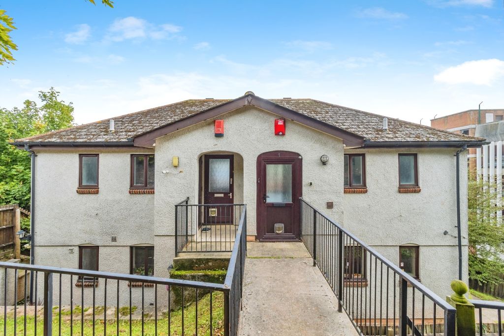Property photo 1 of 17 Photo