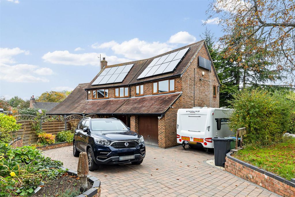 Property photo 1 of 38 19Lisselrdweb01.Jpg