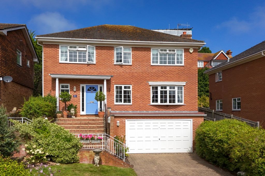 Property photo 1 of 22