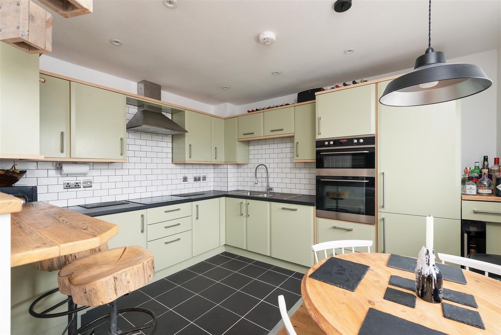 Property photo 3 of 16 Gab_5276 Copy.Jpg