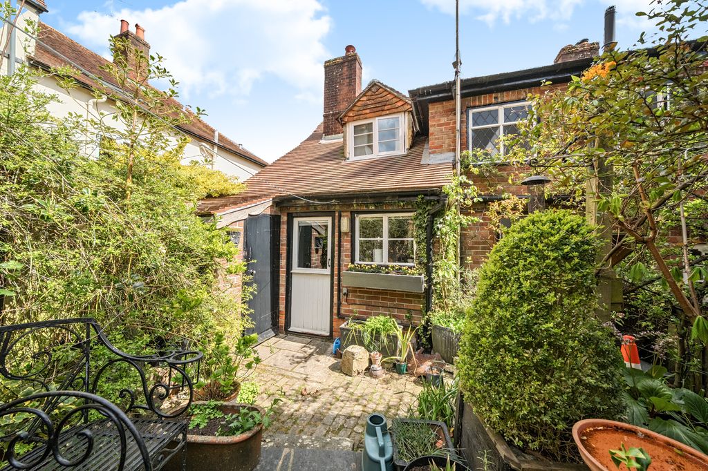 Property photo 1 of 16