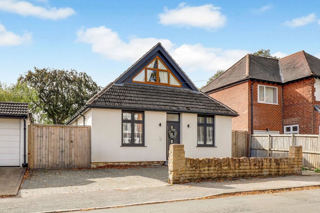 Property photo 1 of 30